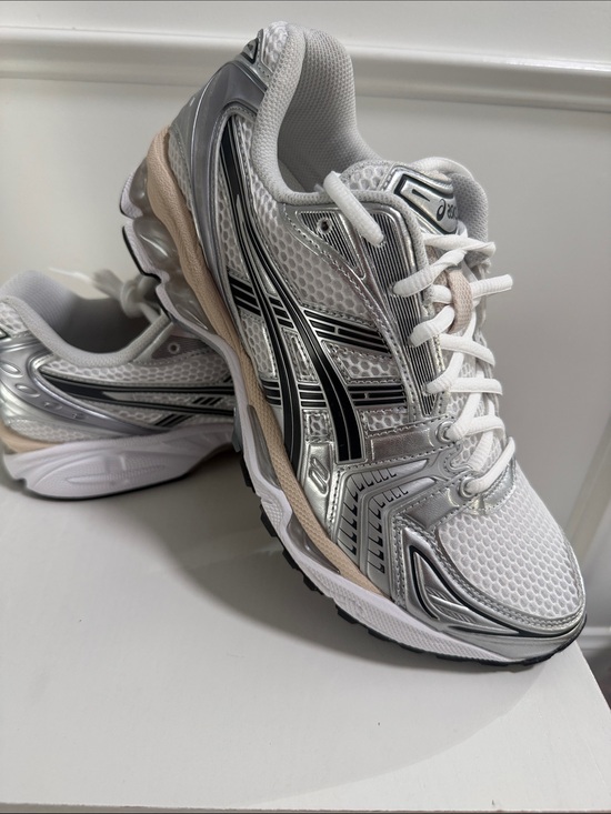 Asics Other - ASICS Silver, White & Beige Men size 8.5 Athletic Running Shoes